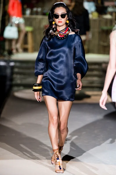 Look 8